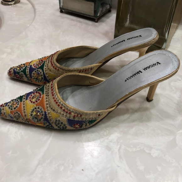 Heeled mule slippers, embroidery & beads, Size 6.5 - Picture 2 of 11